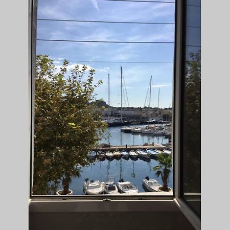La Ciotat - Magnifique Appartement Climatise Sur Le Port Exterior photo